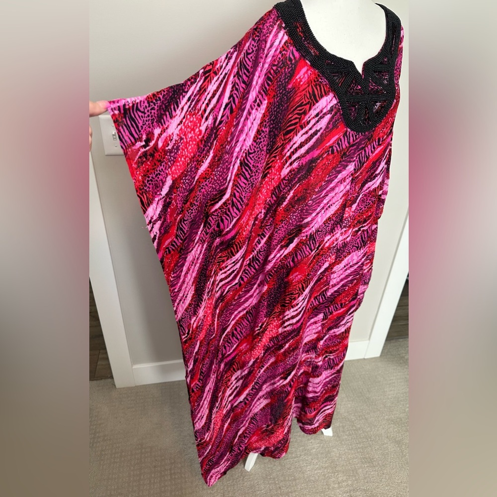Swimsuits For All Beaded Caftan MuMu Cover Up Pink Red Purple Print 18/20 2XL - Picture 5 of 13